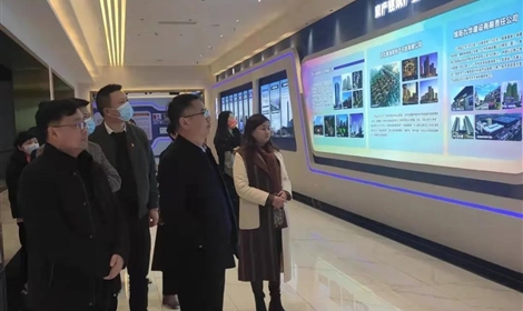 加強黨組織建設(shè)，引領(lǐng)企業(yè)健康發(fā)展—— 富臨集團黨委赴四川興事發(fā)門業(yè)集團開展黨建工作交流